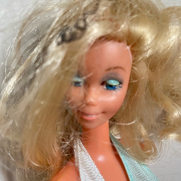 Meet your Posh Ambassador, Janice - Picture 2 of 2